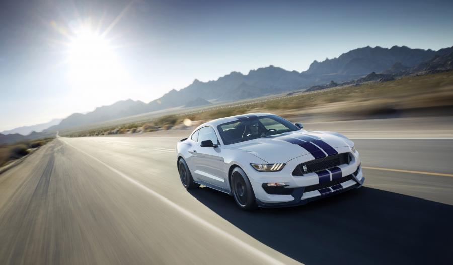  Shelby GT350 Mustang 2016 года  (фото 7 из 32)